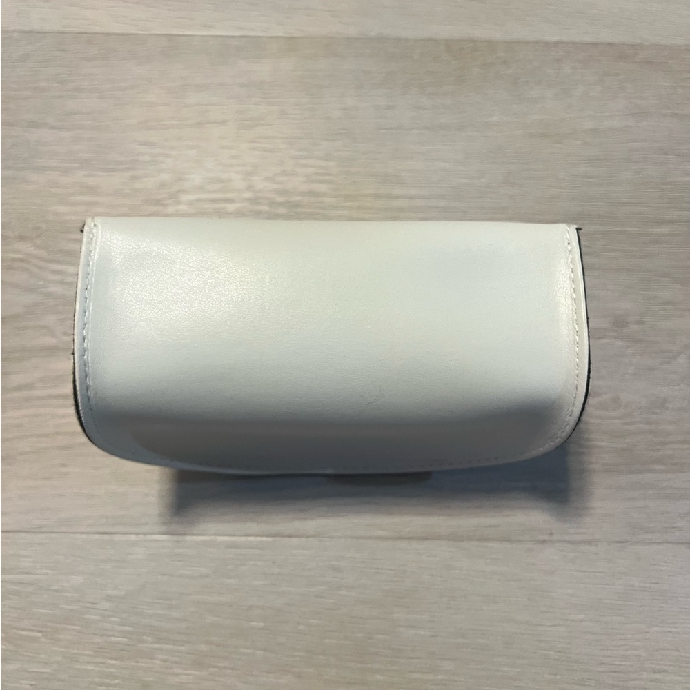 Yves Saint Laurent Glasses Case - Picture 7 of 11